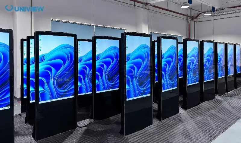  Uniview‘s indoor rechargeable digital signage 